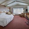 Отель Four Points by Sheraton Melville Long Island, фото 16