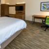 Отель Holiday Inn Express Hotel & Suites Roseville-Galleria Area, an IHG Hotel, фото 47