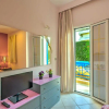 Отель BBQ-Balcony-42Mbps-King-Backyard-Full Kitchen-2, фото 16