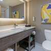 Отель Comfort Inn & Suites Greenville Near Convention Center, фото 8