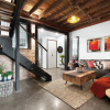 Отель UNIQUE - New York Loft Style Townhouse, фото 16