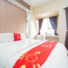 Отель RedLiving Apartemen Margonda Residence 5 - Ens Room with Netflix and Breakfast, фото 3