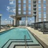 Отель Luxurious High Rise 1BR With Louisville Flair by Cozysuites, фото 13