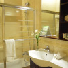 Отель Comfort Hotel Suites, фото 8