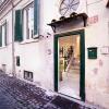 Отель Sales Rome Trastevere Home в Риме