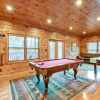 Отель The Great Escape II 5 Bedroom Mountain View Home with Hot Tub, фото 16