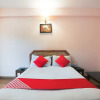 Отель OYO 48910 Hotel Blue Bird, фото 13
