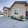 Отель Dog-friendly Bakersfield Vacation Home Near Golf!, фото 15