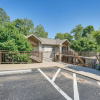 Отель Branson West Retreat - 2 Mi to Silver Dollar City!, фото 18