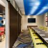 Отель Holiday Inn Express Auburn Hills South, фото 7