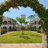 Отель Diani Pearl Luxury Apartments на пляже Diani Beach