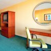 Отель Holiday Inn Express Hotel & Suites Va Beach Oceanfront, an IHG Hotel, фото 21