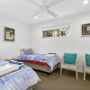 Отель Noosa Heads Beach Getaway Unit 3 Yaringa 29 Noosa Drive, фото 2