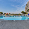 Отель Barefoot Resort North Tower by Condo-World, фото 16