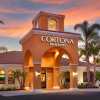 Отель Cortona Inn & Suites Anaheim Resort, фото 1