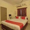 Отель OYO 24392 Flagship Damodar Inn, фото 3