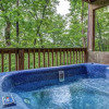 Отель Great Expectations, 3 Bedrooms, Fireplace, Pool Table, Hot Tub, Sleeps 10, фото 15