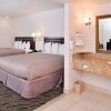 Отель Americas Best Value Inn & Suites El Monte, фото 31