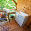 Отель Geronimo Creek Retreat Getaway Cabin #1 1 Bedroom 1 Bathroom Cabin, фото 3