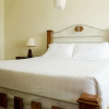 Отель Gulu Churchill Courts Hotel, фото 3