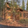 Отель Pine Needle Lane #5 by Village Properties at Sunriver в Санривере