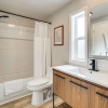 Отель Downtown Cascade Vacation Rental < 1 Mi to Lake!, фото 7