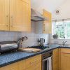 Отель Gorgeous 2 Bed Fulham Flat With Garden, фото 15