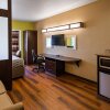 Отель SureStay Plus Hotel by Best Western Buckhannon в Бакэнноне