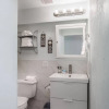 Отель Modern Grove Beautiful 3 Bedroom Home, фото 5