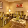 Отель La Quinta Inn & Suites by Wyndham Plattsburgh в Платтсберге