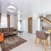 Отель Bright 2bedroom home @terrace+parking, by Cohost, фото 7