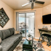 Отель Upscale 2 BR King, Walk to Shops & Dining w/Parking (3002), фото 7