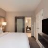 Отель Embassy Suites by Hilton Kansas City Olathe, фото 30