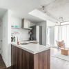 Отель Stylish and Bright 1BR Condo King West, фото 9