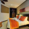 Отель Crystals Beach Resort Belle Mare, a member of Radisson Individuals, фото 5