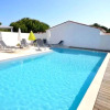 Отель House With 2 Bedrooms in Le Bois-plage-en-ré, With Pool Access, Furnis, фото 11