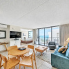 Отель Waikiki Banyan Condo With Panoramic 37th Floor Ocean Views by Koko Resort Vacation Rentals, фото 13