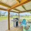 Отель Vibrant Rockport Cottage: 4 Mi to Beach & Fishing!, фото 13