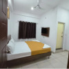 Отель iROOMZ Relax Inn Lodge, фото 2