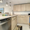 Отель Stunning 2 2 Condo With Peek-a-boo Views of the Ocean Across the Street Ow1-505, фото 5