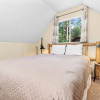 Отель Pinecone Cabin - Cozy And Charming Cabin In A Prime Location! Beautiful Wood Burning Fireplace! 2 Be, фото 5