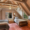 Отель Villa Montagna Lodge 5 Bedroom Home by Redawning, фото 24