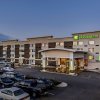 Отель Comfort Inn & Suites в Менторе