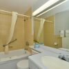 Отель Canada's Best Value Inn & Suites, фото 7
