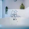 Отель Fresh, new, stylish Chester Town House to sleep 6, фото 8