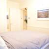 Отель 1 Bedroom Islington Flat With A Garden, фото 3