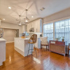Отель New Listing! Heights Bungalow in Greater Heights Houston, Child-friendly, Work-cation, Sleeps 8, фото 13