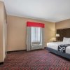 Отель La Quinta Inn & Suites by Wyndham Conway, фото 33