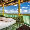 Отель Taufua Beach Fales в Фалеапуне