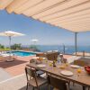 Отель Traditional villa, A/C, heated pool, sea and Funchal views | Vila da Portada, фото 17